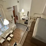 Stylish In The Heart Of בודפשט