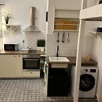 Stylish In The Heart Of דירה בודפשט