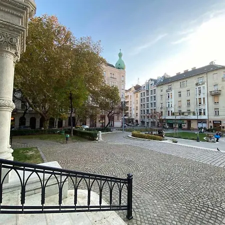 Stylish In The Heart Of * Budapešť